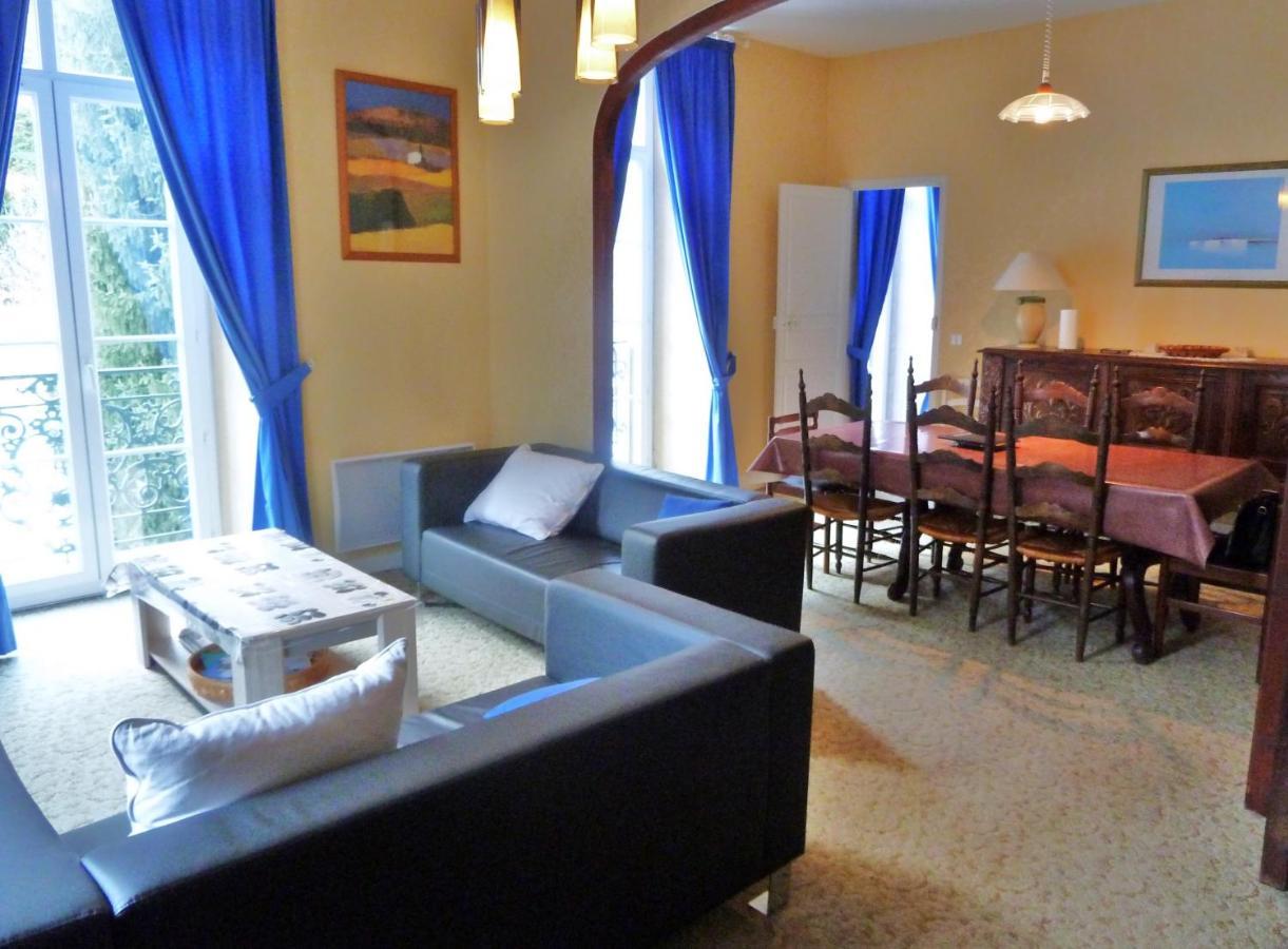 Vaste Appartement, Lumineux, 8 Couchages Eaux-Bonnes Exterior foto